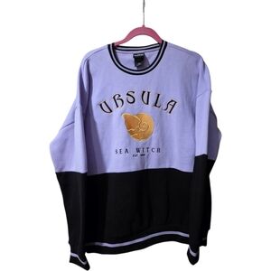 Boxlunch Disney Villians The Little Mermaid Ursula Medium Crewneck Sweater